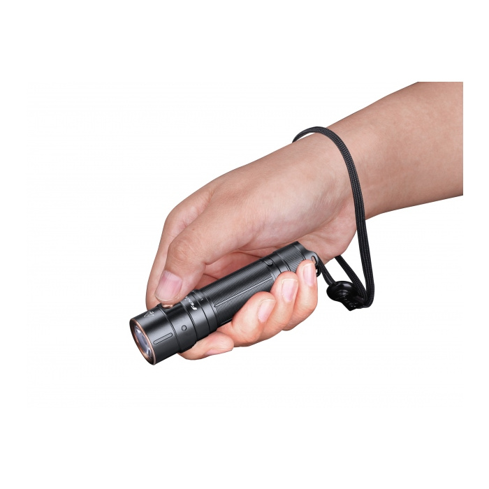 Latarka diodowa Fenix E28R